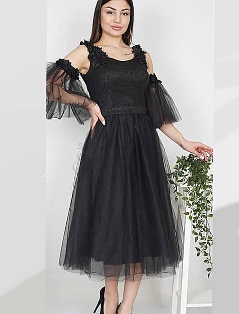 Black Dress with flywheel Sleeves