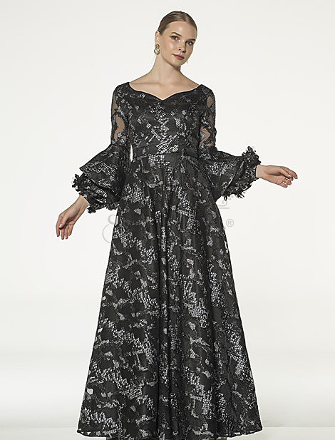 Черное жаккардовое вечернее платье  с испанскими рукавами