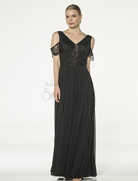 Кружевное длинное черное вечернее  платье с полыми рукавами